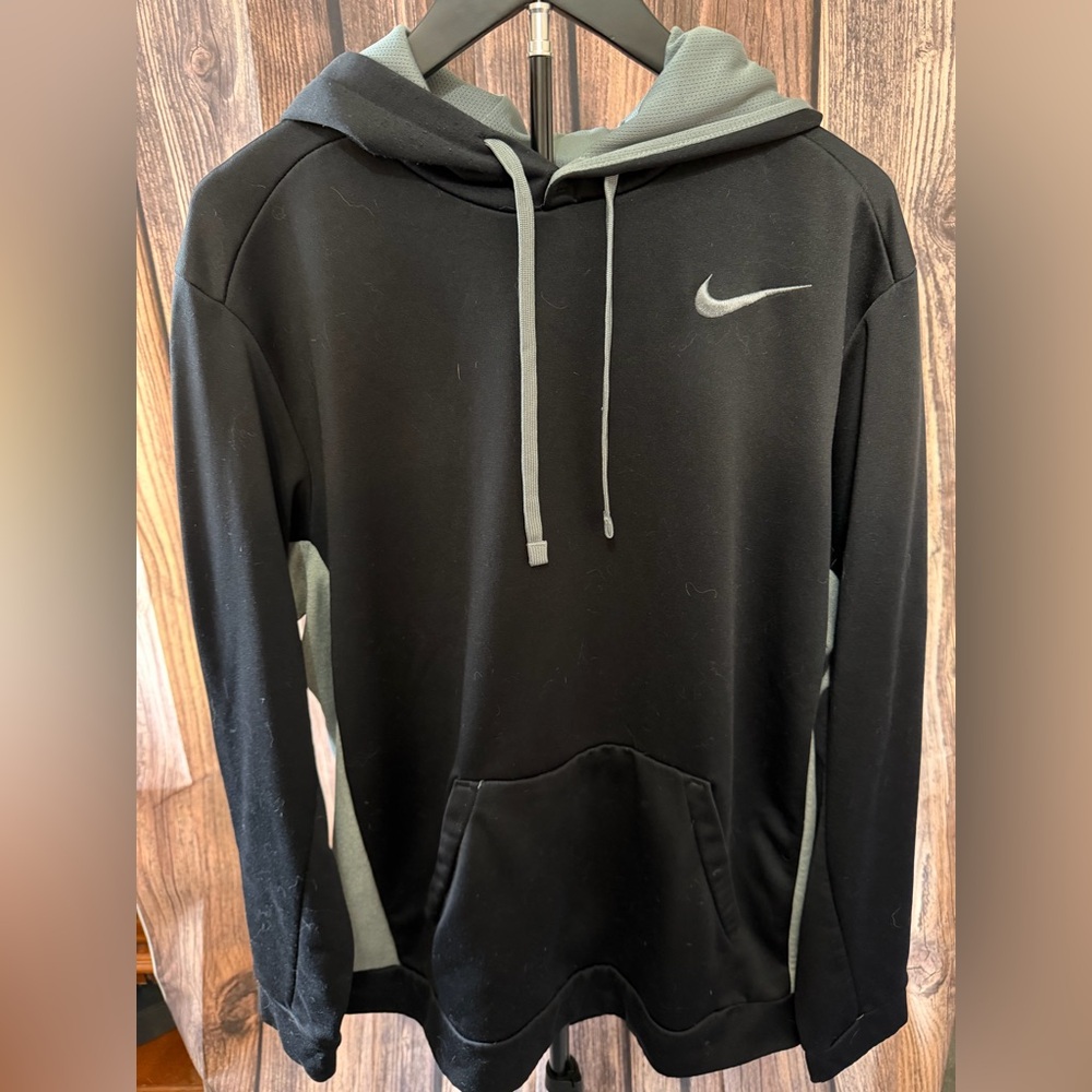 Nike Black & Gray Therma-FIT Pullover Hoodie